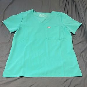 FIGS Catarina one pocket scrub top